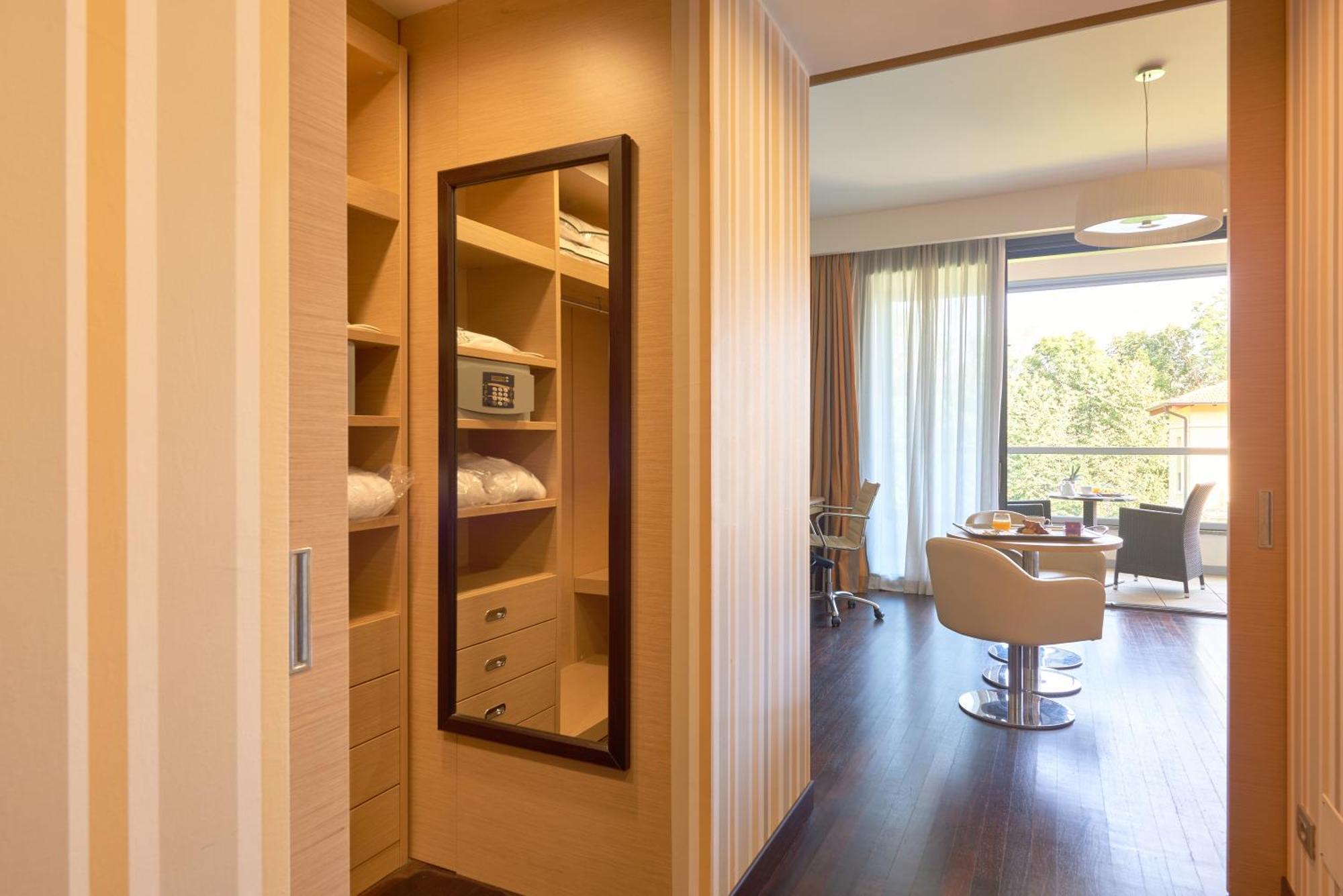 Unahotels Varèse Extérieur photo
