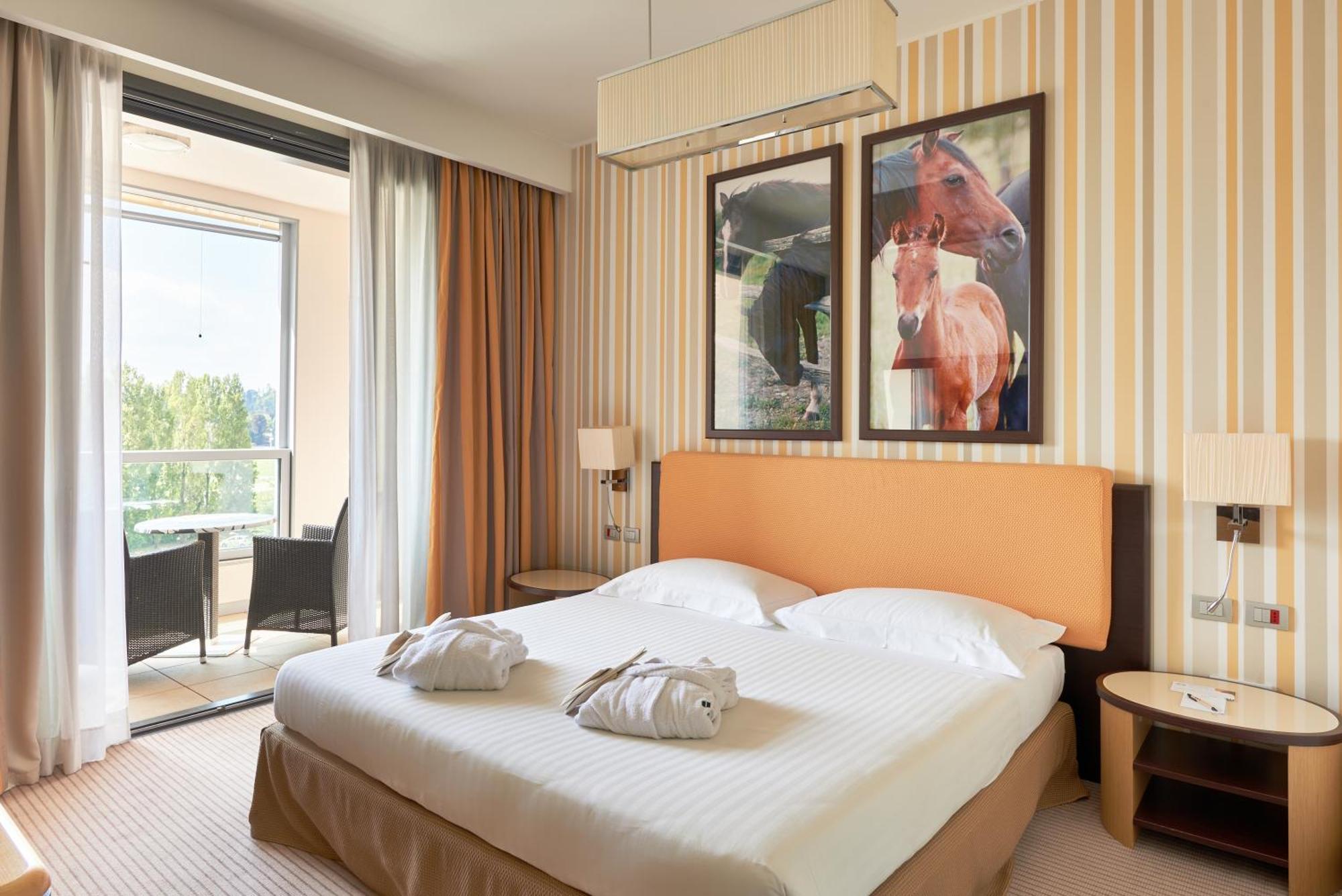 Unahotels Varèse Extérieur photo